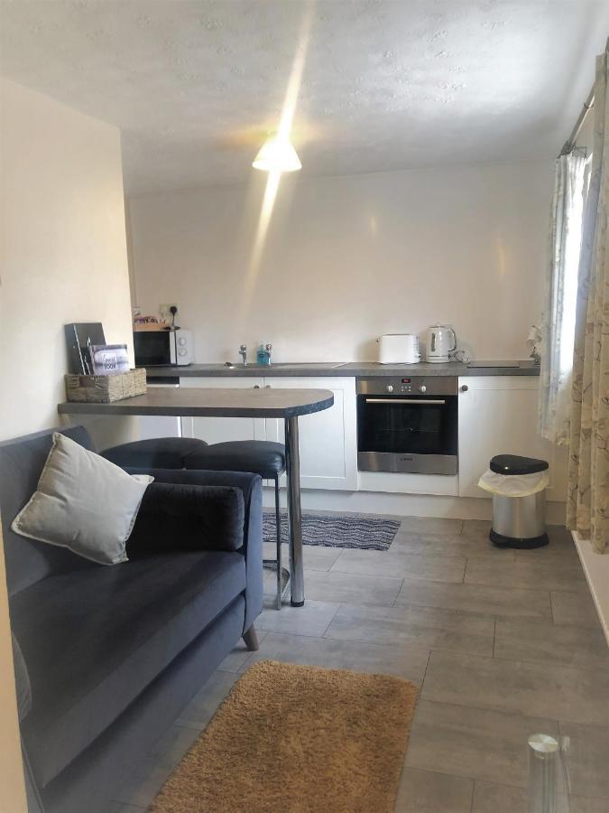 Little Park Holiday Homes Self Catering Cottages 1 & 2 Bedrooms Available Close To Tutbury Castle Dış mekan fotoğraf